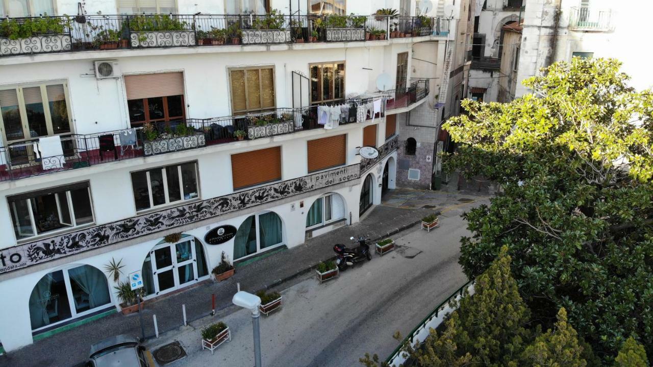 Vietri B&B Palazzo Pinto מראה חיצוני תמונה